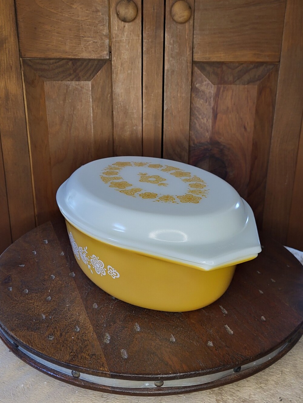 Pyrex Lidded Dish - Picture 3 of 14